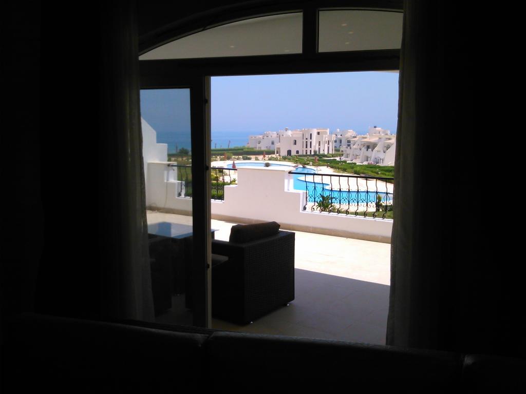 Three-Bedroom Apartment At Louly Beach Resort Ain Sukhna Ruang foto